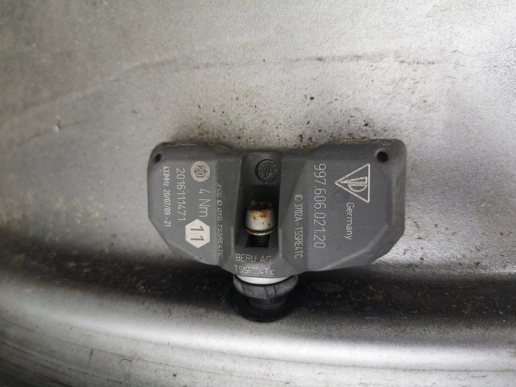 1x Alufelge 20 Zoll 10.0" 5x130 55ET Porsche Rim Wheel