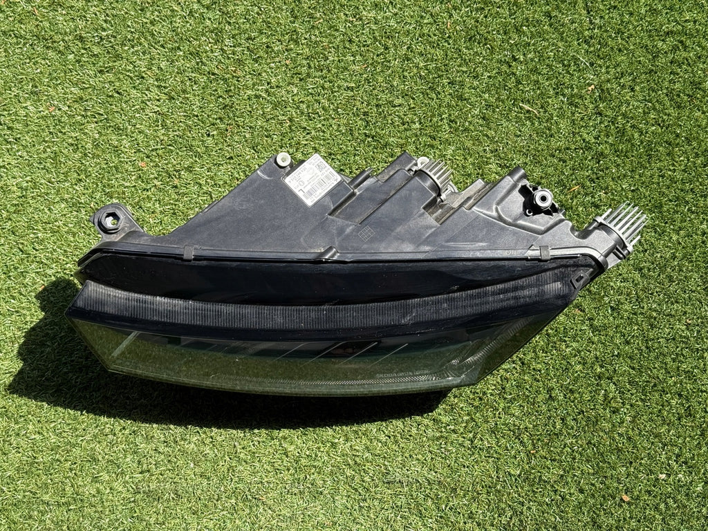 Frontscheinwerfer Skoda Octavia IV 5E4941015A Full LED Links Headlight SCH9842723082db