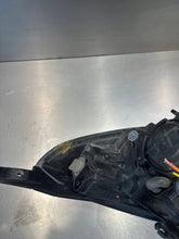 Load image into Gallery viewer, Frontscheinwerfer Hyundai I20 921024P000 01031099900010 Rechts Headlight