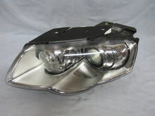 Laden Sie das Bild in den Galerie-Viewer, Frontscheinwerfer VW Passat 3C0941751D Xenon Links Scheinwerfer Headlight