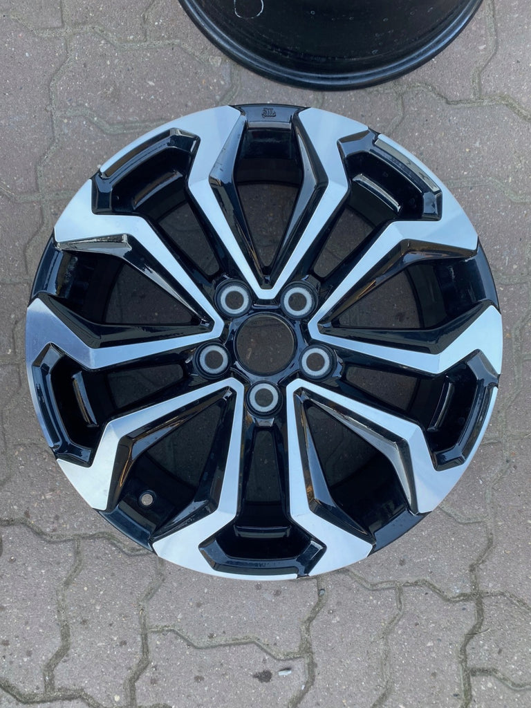 1x Alufelge 17 Zoll 7.0" 5x114.3 50ET Glanz Schwarz Toyota Auris Rim Wheel FEL5556411847hr