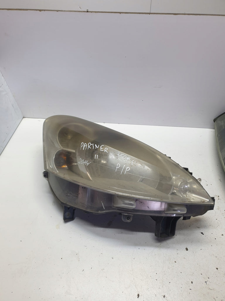 Frontscheinwerfer Peugeot Partner Rechts Scheinwerfer Headlight SCH1896061695lv