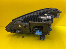 Laden Sie das Bild in den Galerie-Viewer, Frontscheinwerfer Mercedes-Benz Eqe A2949062601 LED Rechts Headlight SCH1498369108na