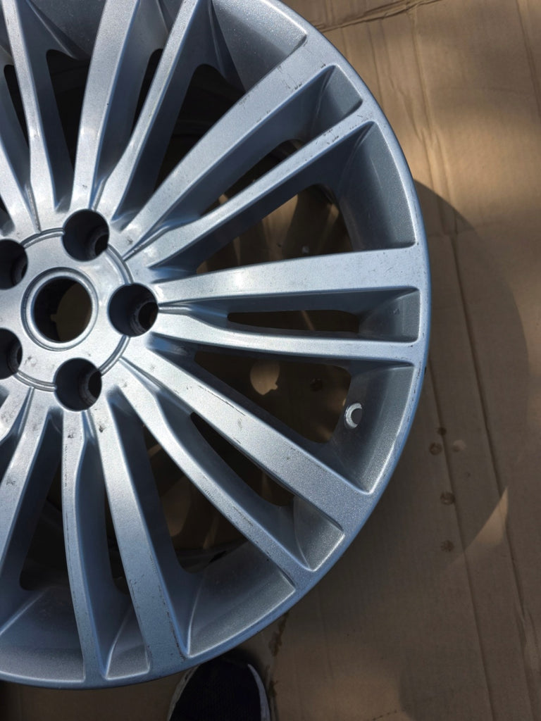 1x Alufelge 20 Zoll 8.5" 5x120 47ET Glanz Silber HY32-1007-RA Land Rover I FEL2811689074ha