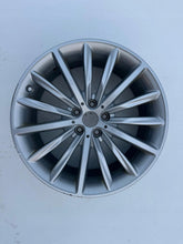 Load image into Gallery viewer, 1x Alufelge 19 Zoll 8.0" 5x112 30ET 6863419 BMW Rim Wheel FEL8082508761um