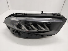 Laden Sie das Bild in den Galerie-Viewer, Frontscheinwerfer Mercedes-Benz W177 A1779064406 Full LED Rechts Headlight SCH4247900267az