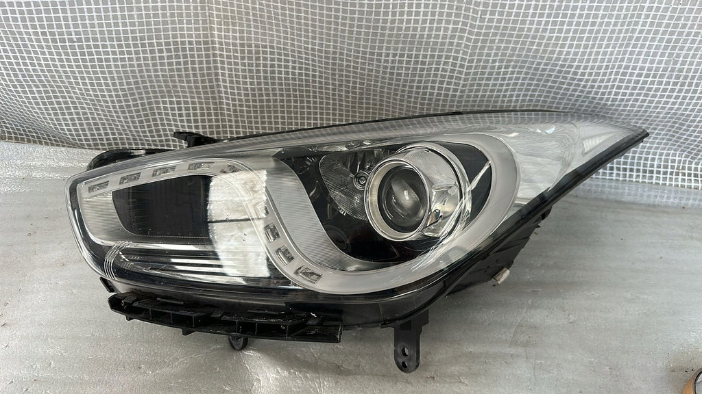 Frontscheinwerfer Hyundai I40 Links Scheinwerfer Headlight SCH6538116364io