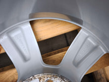 Load image into Gallery viewer, 1x Alufelge 18 Zoll 8.0" 5x112 26ET Glanz Silber 8K0601025BM Audi A4 B9 FEL2676147608kq