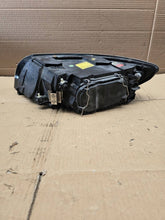 Laden Sie das Bild in den Galerie-Viewer, Frontscheinwerfer Volvo S40 II 30678903 Rechts Scheinwerfer Headlight SCH2905929162mu