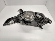 Laden Sie das Bild in den Galerie-Viewer, Frontscheinwerfer Land Rover I Discovery V MY42-13W029-HA Full LED Rechts SCH5100869248xe