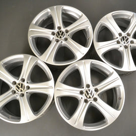 4x Alufelge 18 Zoll 8.0