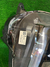 Laden Sie das Bild in den Galerie-Viewer, Frontscheinwerfer Hyundai Tucson 92102N7000 Rechts Scheinwerfer Headlight SCH9759813780ru