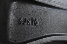 Laden Sie das Bild in den Galerie-Viewer, 1x Alufelge 16 Zoll 6.0&quot; 5x114.3 51ET Glanz Graphit 52910-1P650 Kia Venga Mg