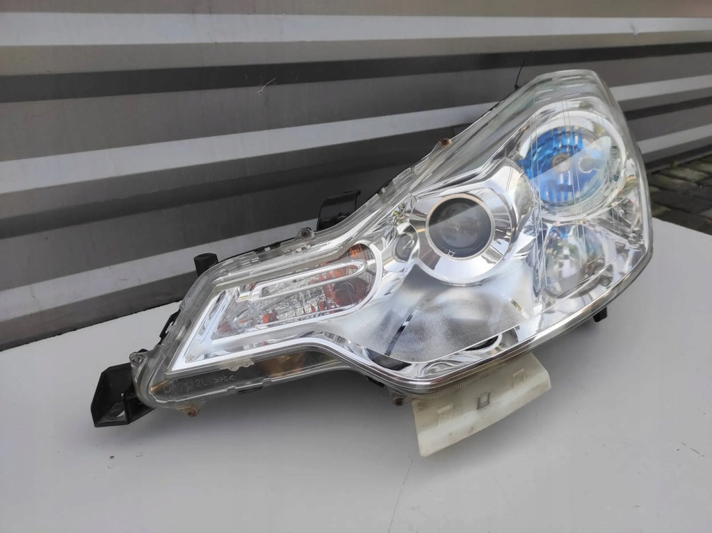 Frontscheinwerfer Citroën C-Crosser Ein Satz Scheinwerfer Headlight SCH5257787738ze