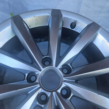 Laden Sie das Bild in den Galerie-Viewer, 1x Alufelge 17 Zoll 7.0" 5x112 34ET Glanz Silber 5N0601025AN VW Tiguan Rim Wheel FEL6836723591sk
