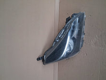 Laden Sie das Bild in den Galerie-Viewer, Frontscheinwerfer Toyota Yaris FALSE Scheinwerfer Headlight SCH8703174272yr