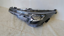 Laden Sie das Bild in den Galerie-Viewer, Frontscheinwerfer Toyota Corolla 8115002S60 LED Links Scheinwerfer Headlight SCH9464336723oz