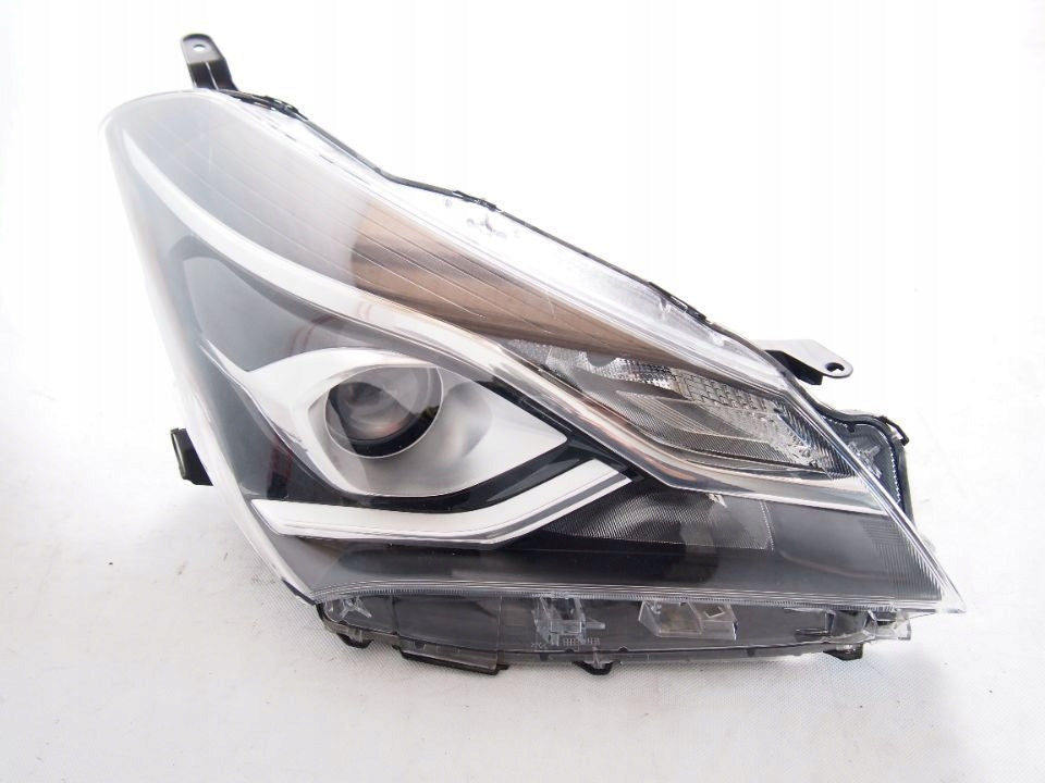 Frontscheinwerfer Toyota Yaris Rechts Scheinwerfer Headlight SCH9264950559ye
