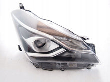 Load image into Gallery viewer, Frontscheinwerfer Toyota Yaris Rechts Scheinwerfer Headlight SCH9264950559ye