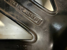 Laden Sie das Bild in den Galerie-Viewer, 1x Alufelge 20 Zoll 8.0" 5x112 89A601025K Audi Q4 Rim Wheel FEL7954066973hz