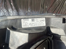 Load image into Gallery viewer, Frontscheinwerfer Volvo V40 31420444 LED Rechts Scheinwerfer Headlight SCH2016908630ew