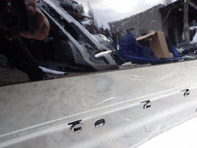 Laden Sie das Bild in den Galerie-Viewer, Tür Mercedes-Benz Glb X247 1102 Hinten Rechts Zum Streichen Door Porta Porte