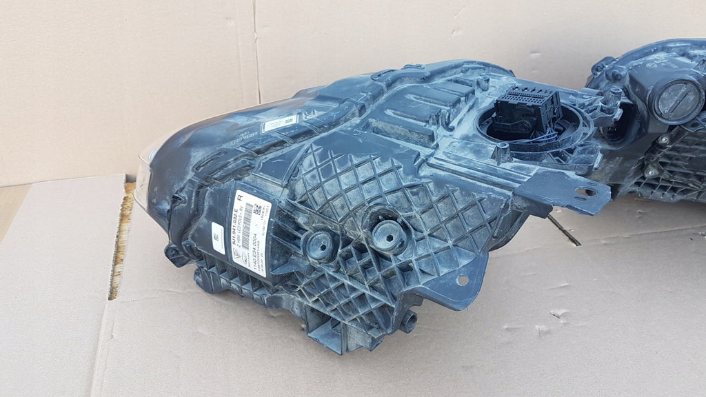 Frontscheinwerfer Porsche Taycan Full LED Ein Satz Scheinwerfer Headlight SCH5479248236nh