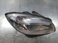 Laden Sie das Bild in den Galerie-Viewer, Frontscheinwerfer Skoda Fabia II 247831-00L 247832-00R Rechts oder Links