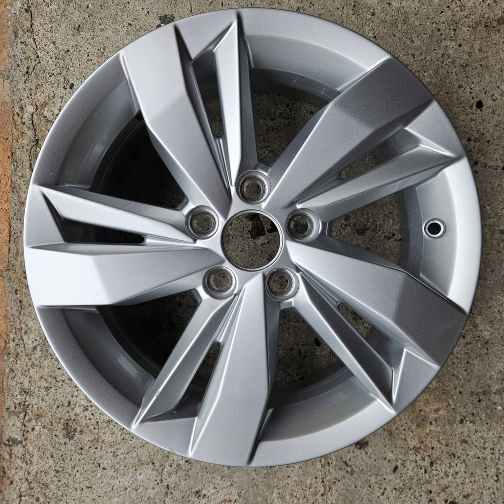 1x Alufelge 15 Zoll 5.5" 5x100 40ET 2G0601025N VW Polo Rim Wheel FEL2442788156lo