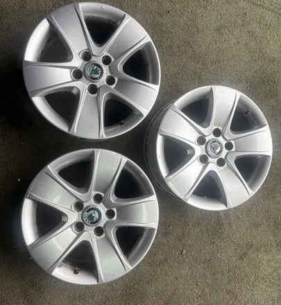 1x Alufelge 16 Zoll 6.5" 5x112 50ET 1Z0601025T Skoda Octavia Rim Wheel