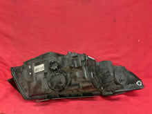 Laden Sie das Bild in den Galerie-Viewer, Frontscheinwerfer Land Rover Sport Discovery FK7213W030EG Xenon Links Headlight SCH8846743643on