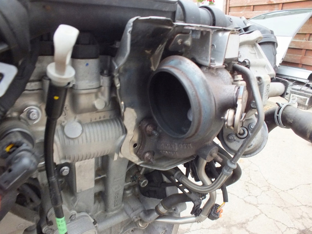 Motor Peugeot 2008 I 10XK01 HN01 1.2 THP 76TKm 2017 Benzin Engine Komplett