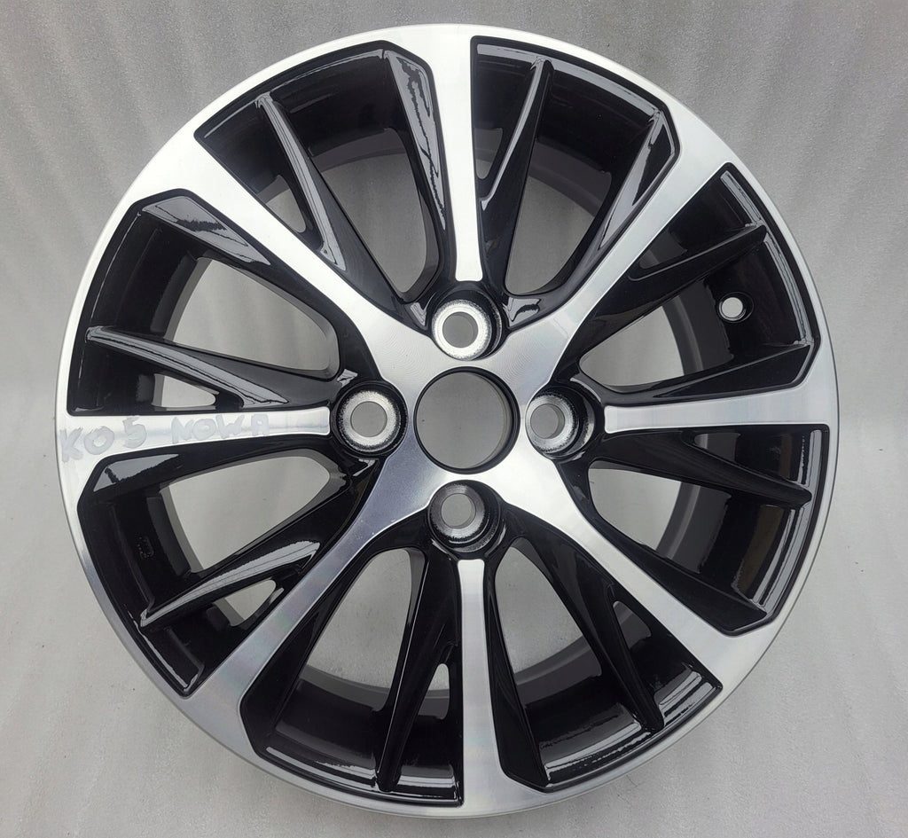 1x Alufelge 15 Zoll 5.0" 4x100 39ET Glanz Silber 42611-0DJ10 Toyota Yaris FEL4503928388hk