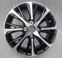 Load image into Gallery viewer, 1x Alufelge 15 Zoll 5.0" 4x100 39ET Glanz Silber 42611-0DJ10 Toyota Yaris FEL4503928388hk