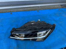 Load image into Gallery viewer, Frontscheinwerfer Skoda Superb III 3V1941015D Links Scheinwerfer Headlight SCH4973253086lb