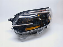 Laden Sie das Bild in den Galerie-Viewer, Frontscheinwerfer Opel Zafira A Vivaro C 9832837680 Xenon Links Headlight