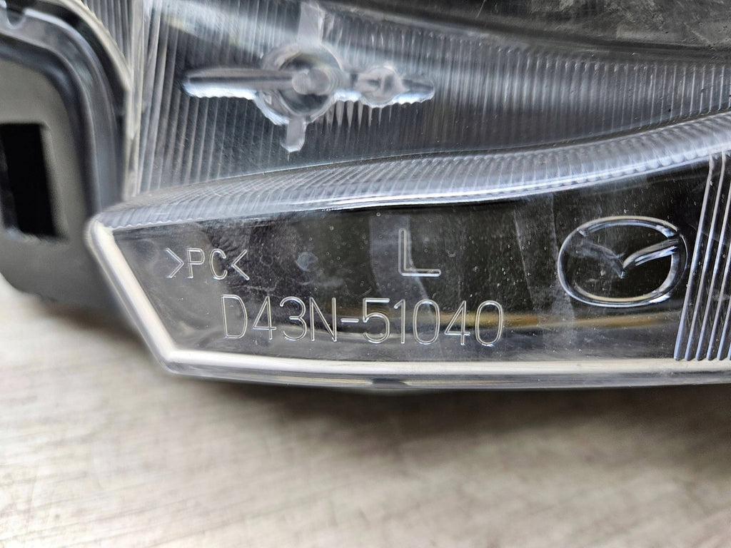 Frontscheinwerfer Mazda 2 D43N-51040 Links Scheinwerfer Headlight SCH6980645862bb