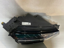 Load image into Gallery viewer, Frontscheinwerfer Skoda Karoq 57B941016D LED Rechts Scheinwerfer Headlight SCH7650398744or