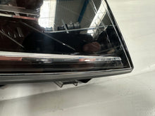 Laden Sie das Bild in den Galerie-Viewer, Frontscheinwerfer Skoda Superb III 3V1941016D LED Rechts Scheinwerfer Headlight