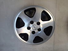 Laden Sie das Bild in den Galerie-Viewer, 4x Alufelge 15 Zoll 6.0&quot; 5x110 43ET Glanz Schwarz 60505 Opel Rim Wheel