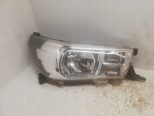 Load image into Gallery viewer, Frontscheinwerfer Toyota Hilux Rechts Scheinwerfer Headlight SCH9241914757zf