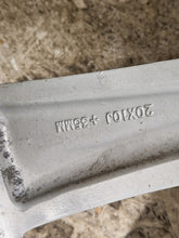 Laden Sie das Bild in den Galerie-Viewer, 1x Alufelge 20 Zoll 10.0" 5x120 35ET 1027225-00-A Tesla Model X Rim Wheel FEL3012476872mm