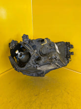 Laden Sie das Bild in den Galerie-Viewer, Frontscheinwerfer Mercedes-Benz A9608202639 Xenon Links Scheinwerfer Headlight SCH5820539467jc
