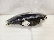 Laden Sie das Bild in den Galerie-Viewer, Frontscheinwerfer Opel Astra J 13253650LH Xenon Ein Stück (Rechts oder Links) SCH3081675287ga