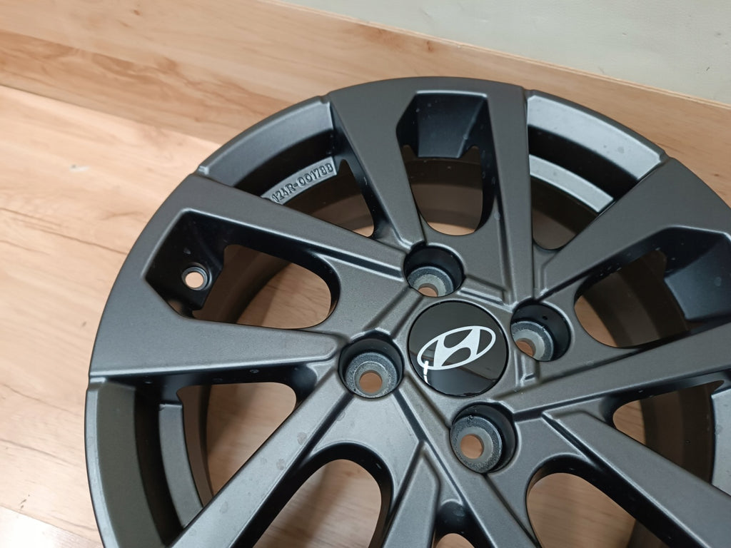 1x Alufelge 15 Zoll 6.0" 4x100 47ET Q0400A0E03 Hyundai Rim Wheel FEL8284682592sq