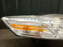 Laden Sie das Bild in den Galerie-Viewer, Frontscheinwerfer Ford Mondeo Rechts Scheinwerfer Headlight SCH3979980289hb