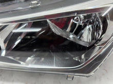 Laden Sie das Bild in den Galerie-Viewer, Frontscheinwerfer Toyota Corolla 81170-02L50-00 Links Scheinwerfer Headlight SCH5909966597wa