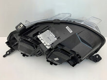 Laden Sie das Bild in den Galerie-Viewer, Frontscheinwerfer Opel Vivaro 9832836480 Xenon Rechts Scheinwerfer Headlight