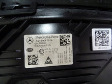 Laden Sie das Bild in den Galerie-Viewer, Frontscheinwerfer Mercedes-Benz W213 A2139067509 A2139067609 Ein Satz Headlight SCH5519556765io