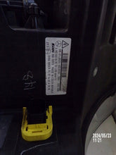 Laden Sie das Bild in den Galerie-Viewer, Frontscheinwerfer Mercedes-Benz A9608200739 A9608200639 Xenon Rechts oder Links SCH3734652469yv